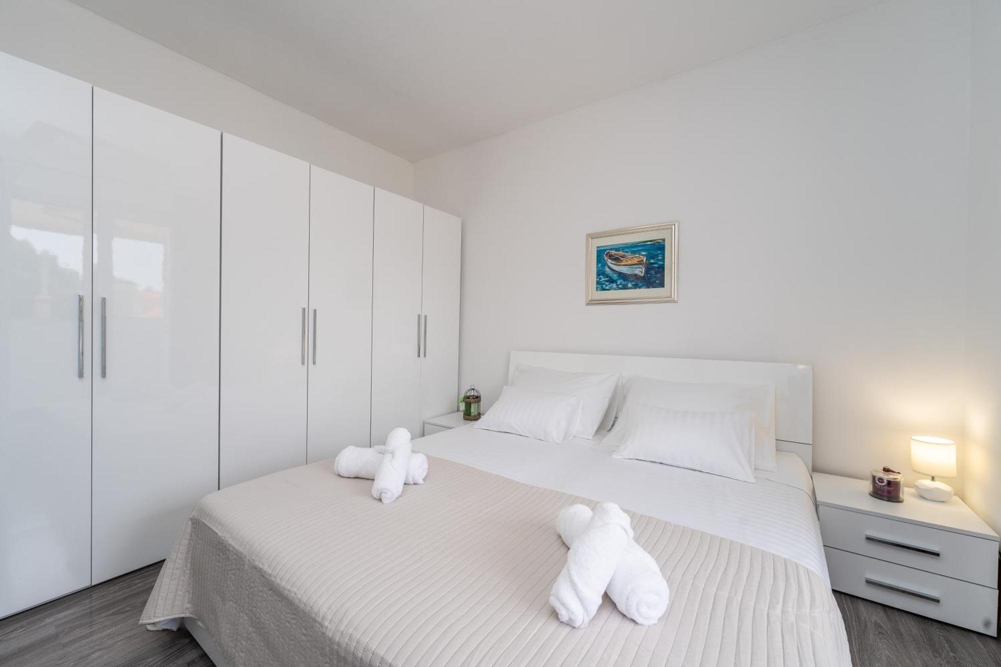 Zadar Center Apartment Verdi,Big & Cosy Bagian luar foto