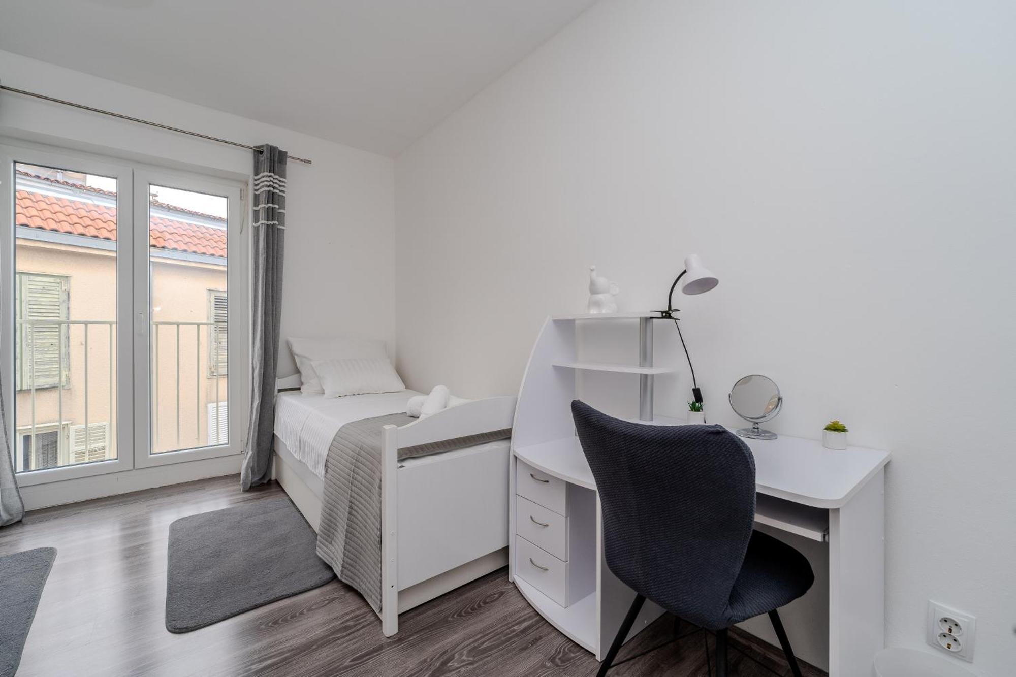 Zadar Center Apartment Verdi,Big & Cosy Bagian luar foto